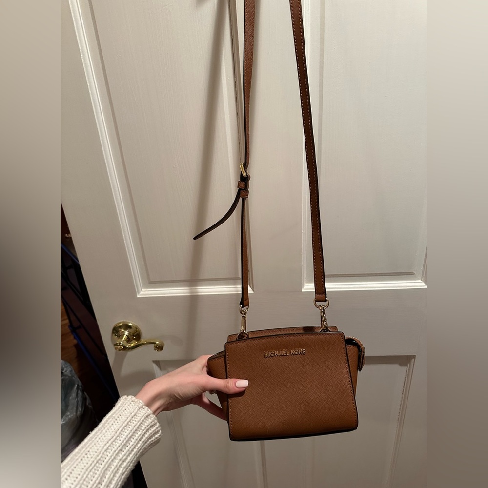 Michael Kors small crossbody shoulder bag